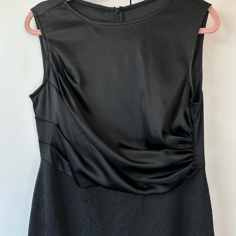St. John Women’s Cocktail Sheath Dress Sleeveless Black (Size 10) - Picture 2 of 9